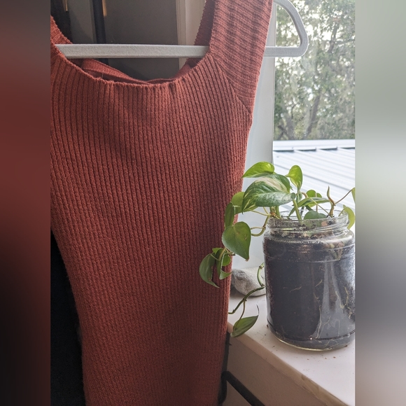 Sweater dress open back fitted - Picture 3 of 3